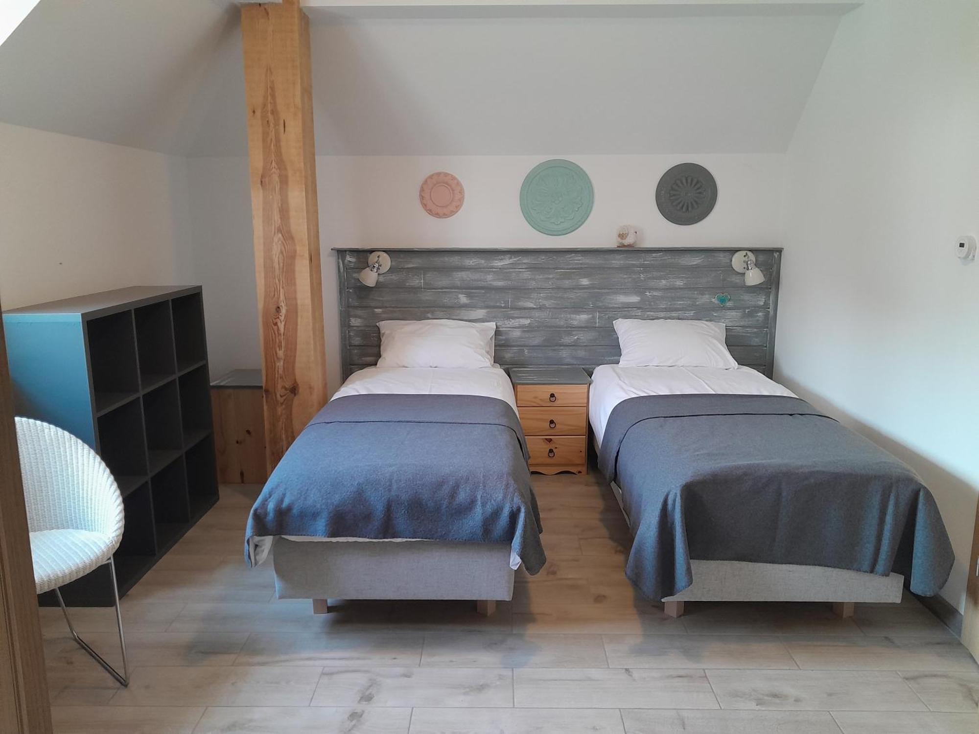 Dworek Akacja Uslugi Hotelarskie 야노비에츠 외부 사진